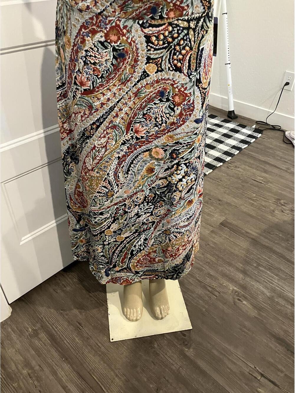 NWT Large Black Multi Paisley Print Skirt - Picture 4 of 10